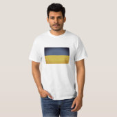 T-Shirts mit Vintager ukrainischer Flagge (Vorne ganz)
