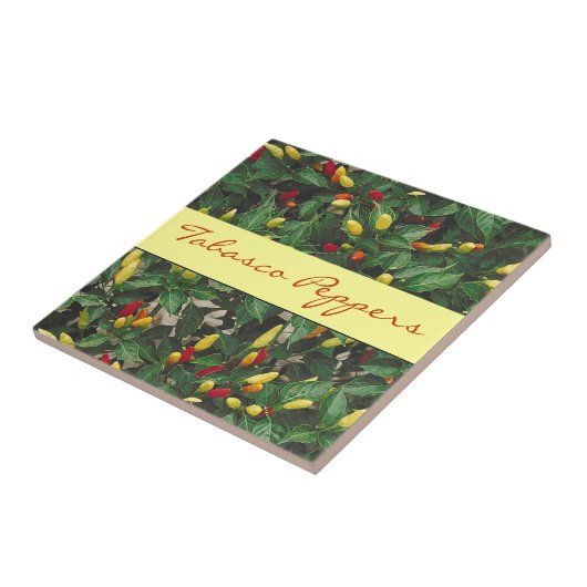 Tabasco-Paprikaschoten-heißer Chili-rote gelbe Fliese (Seite)