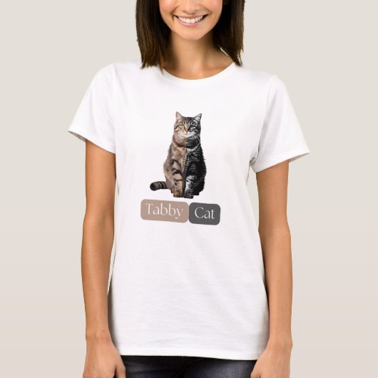 Tabby cat Embrace the Allure of Striped T - Shirt (Vorderseite)
