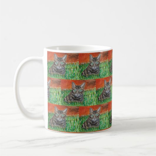 Tabby cat in nature kaffeetasse (Links)