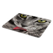 Tabby Cat Licking Paw Schneidebrett (Ecke)