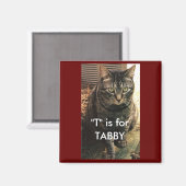 Tabby Cat Magnet Maroon Hintergrund (Vorderseite/Rückseite)