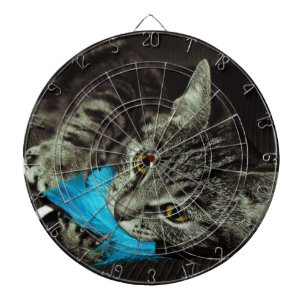 Tabby Cat mit Feather von Shirley Taylor Dartscheibe