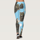 Tabby Cat Pet Whimsical Maureen Girard Familiar Leggings (Rückseite)