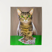 Tabby Cat Playing Poker Wandteppich (Vorderseite)
