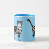 Tabby Cat Whimsical Light Blue Pastel Cats Art Tas Tasse (Zentrum)