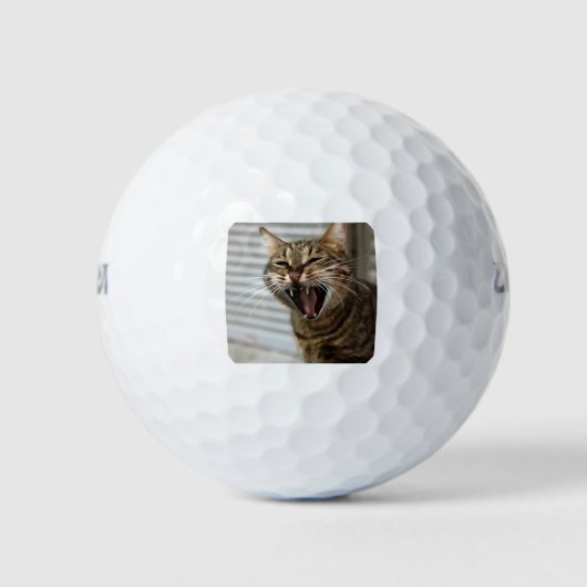 Tabby Cat Yawning Artistic Portrait Golfball (Vorderseite)