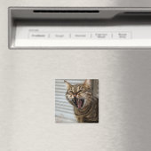 Tabby Cat Yawning Artistic Portrait Magnet (In Situ (Geschirrspüler))