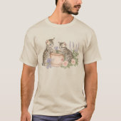 Tabby Cats Play Terracotta Blume Pot T-Shirt (Vorderseite)