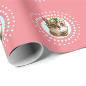 Tabby-Katze mit Weihnachtsstechpalmen-Packpapier Geschenkpapier (Rolleneckpunkt)