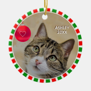 Tabby-Katzenfoto und grüner roter Rahmen Keramik Ornament