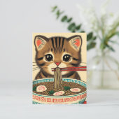 Tabby Kitten Eating Ramen Woodblock Print Postkarte (Stehend Vorderseite)