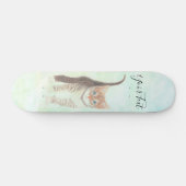 Tabby Kitten mit Textskateboard Skateboard (Horizontal)