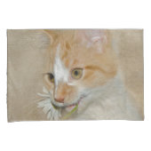 Tabby Kitten mit weißer Daisy Kissenbezug (Vorderseite-Rechts)