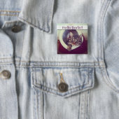 Tabby-Miezekatze in der Button (Beispiel)