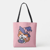 Tabby Witch Brew – Cute Halloween Cat Design Tasche (Rückseite)