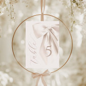 Tabelle mit den Nummern des weißen Brautparty Tischnummer