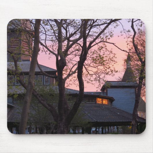 Tabernacle and Church Sunrise - Martha's Vineyard Mousepad (Vorne)