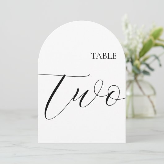 Table Number Two Card Einladung (Stehend Vorderseite)
