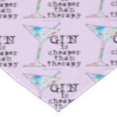 TABLECLOTH - GIN IST KÄAPER ALS THERAPIE TISCHDECKE (Schrägansicht)
