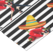 Tablecloth Schwarz-weiß Stripe Dancing Somebrero Tischdecke (Schrägansicht)