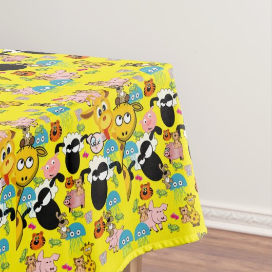 Tablecloth Yellow Giraffe Elephant Pig Dog Tischdecke (Beispiel)