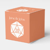 Tabletop Chic in Coral Gevor Box Geschenkschachtel (Vorderseite)