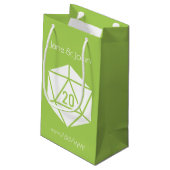 Tabletop Chic in Peridot Gift Bag Kleine Geschenktüte (Rückseite Schrägansicht)