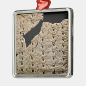 Tablette mit keilförmigem Skript, von Uruk Ornament Aus Metall (Links)