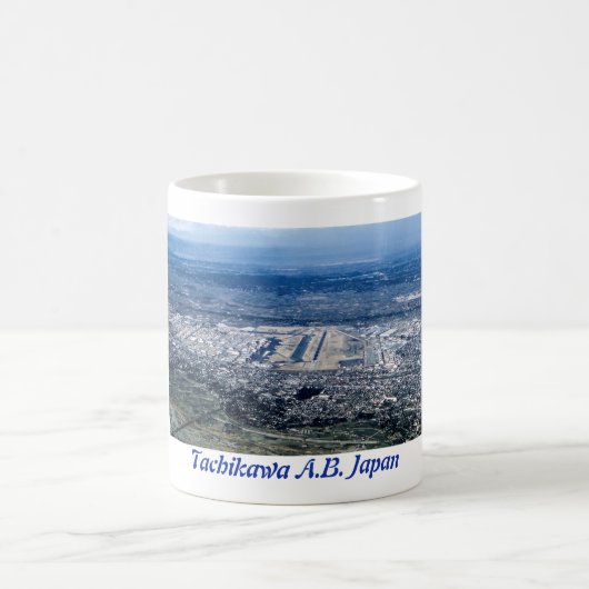 Tachikawa-Flughafen Japan 1945-1977 Kaffeetasse (Mittel)