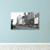 Tacoma, WA-Aussicht auf den Broadway mit Blick nac Leinwanddruck (Insitu (Holzboden))