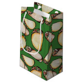 Tacos-Muster und Burritos Kleine Geschenktüte (Rückseite Schrägansicht)