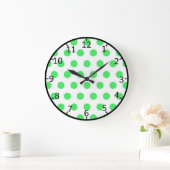 Tadellose grüne Tupfen Große Wanduhr (Zuhause)