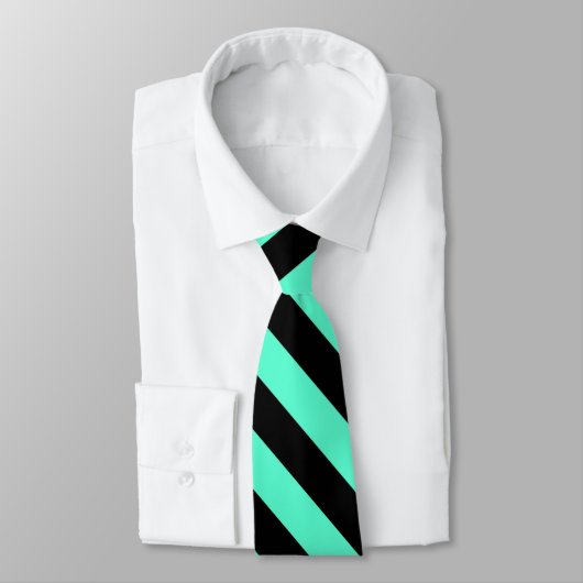 Tadellose und schwarze Streifen - Krawatte (Gebunden)