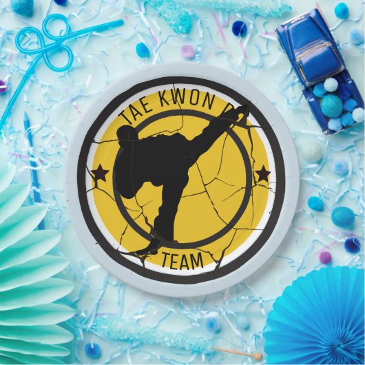 Tae Kwon DoSilhouette of Tae Kwon Do Kämpfer. Pappteller (Party)