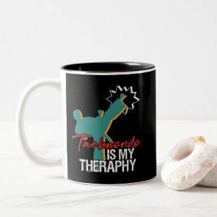 Taekwondo ist meine Therapie Black Belt Kampfkünst Zweifarbige Tasse