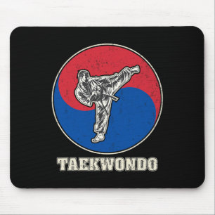 Taekwondo Kickboxen Karate Kampfsporttraining A Mousepad