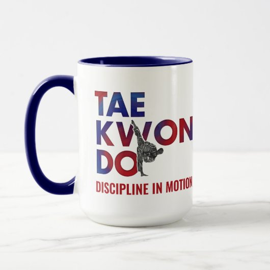 Taekwondo-Typografie-Design High Kick-Silhouette Tasse (Links)