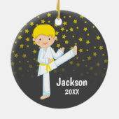 Taekwondo Yellow Belt Blonde Boy Personalized Keramikornament (Hinten)