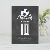 Tafel-Fußball-Geburtstagsfeier Einladung (Stehend Vorderseite)