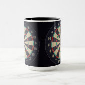 Tafel mit Dart in Bullseye, Tasse (Zentrum)