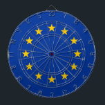 Tafel mit der Flagge der europäischen Gewerkschaft Dartscheibe<br><div class="desc">Fügen Sie Ihrem Spielzimmer eine Touch europäischen Stolzes mit unserem exklusiven Dartboard mit der Flagge der europäischen Gewerkschaft hinzu! Dieses mit viel Liebe zum Detail gestaltete Dartboard ist mehr als nur ein Gaming-Accessoire; es ist ein Fest der Einheit und des kulturellen Diversity innerhalb der EU. Das lebendige Design zeigt die...</div>