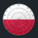 Tafel mit der Flagge Polens Dartscheibe<br><div class="desc">Fügen Sie Ihrem Spielzimmer eine Touch Polnischer Stolz mit unserem exklusiven Dartboard mit polnischer Flagge hinzu! Dieses mit viel Liebe zum Detail entworfene Dartboard ist mehr als nur ein funktioneller Gegenstand, es ist eine Feier des polnischen Erbes und der nationalen Identität. Das lebendige Design zeigt die berühmte polnische Fahne und...</div>