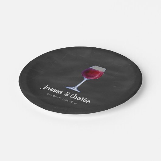 Tafel-Wein-personalisierter PapierTeller (Schrägansicht)