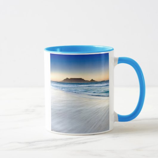 Tafelberg über die Tischbucht Tasse (Rechts)