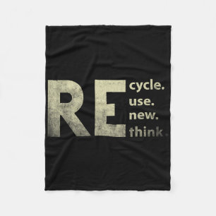 Tag 4: Erneute Recycelte Erde überdenken Fleecedecke