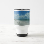 Tag am Strand mit tropischem Wasser Reisebecher (Mittel)