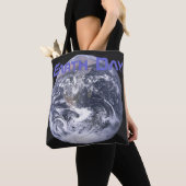 Tag der Erde - Erde im vollen Blick Tasche (Von Nahem)