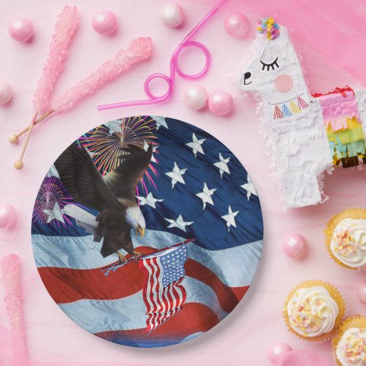 Tag der Unabhängigkeit: Teller (Party)