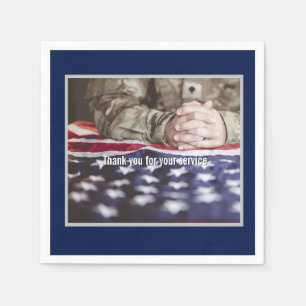 Tag der Veteranen - Alle, die gedient haben, ehren Serviette